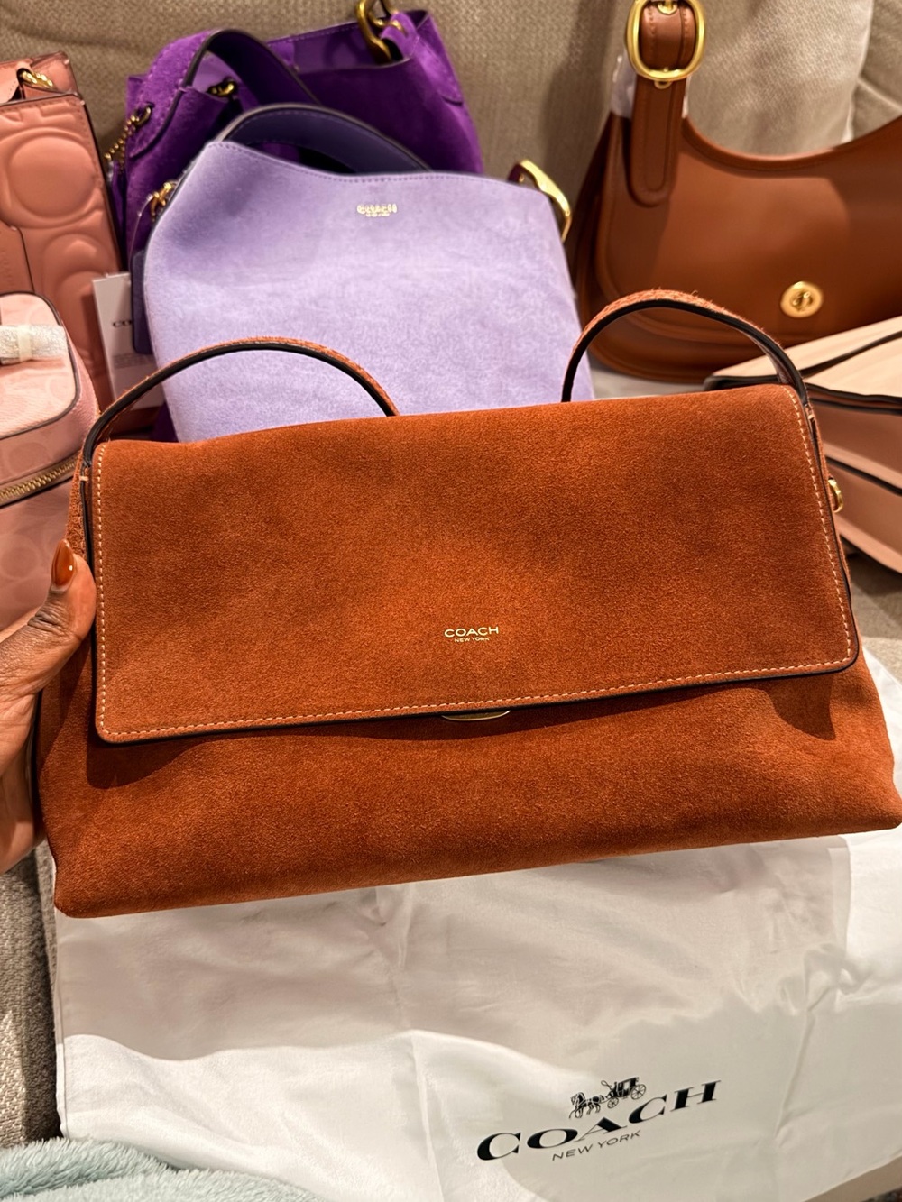 EUC Coach Chelsea 30 in Clay Suede